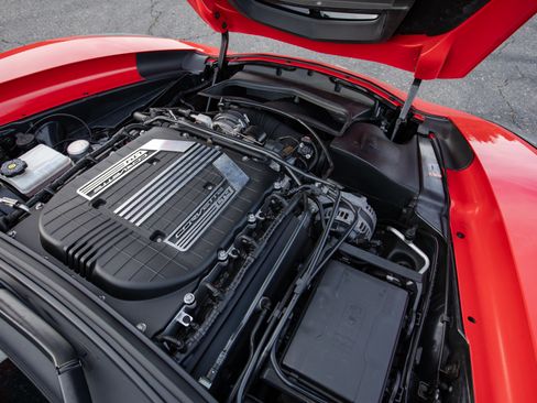 Used 2016 Chevrolet Corvette Z06 w/ 3LZ Preferred Equipment Group image 26