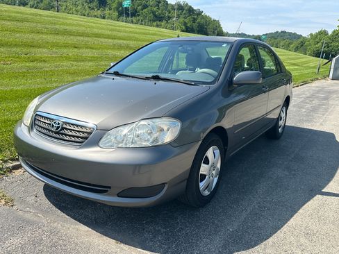 Used 2008 Toyota Corolla LE FWD image 1