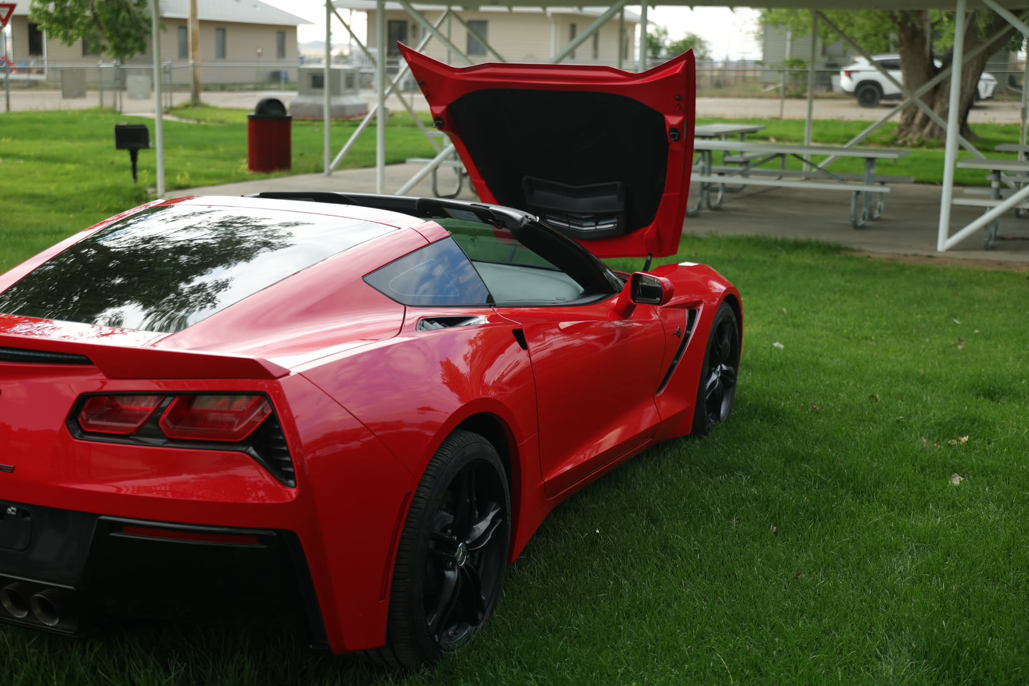 Used 2016 Chevrolet Corvette Stingray Coupe RWD image 8