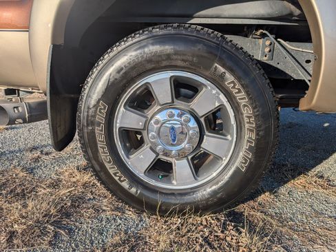 Used 2012 Ford F250 Lariat w/ Lariat Ultimate Pkg image 23