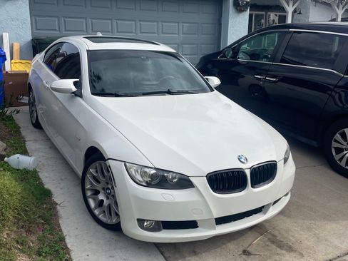 Used 2007 BMW 328i Coupe image 1