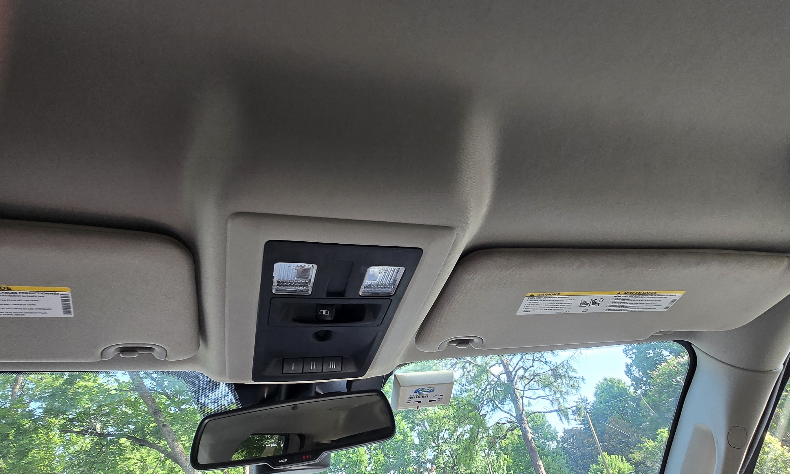 Used 2015 RAM 1500 Laramie AWD/4WD image 13