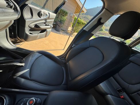 Used 2016 MINI Cooper Clubman image 21