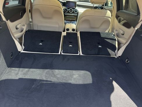 Used 2019 Mercedes-Benz GLC 300 image 13
