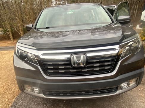 Used 2017 Honda Ridgeline RTL-E image 2