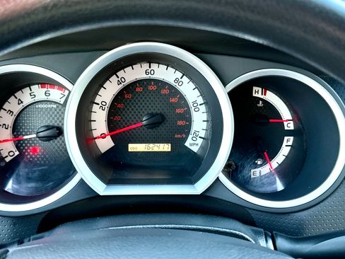 Used 2013 Toyota Tacoma 4x4 Regular Cab image 17