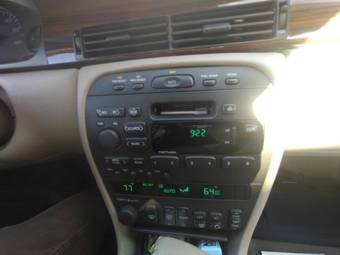 Used 1998 Cadillac Eldorado image 14