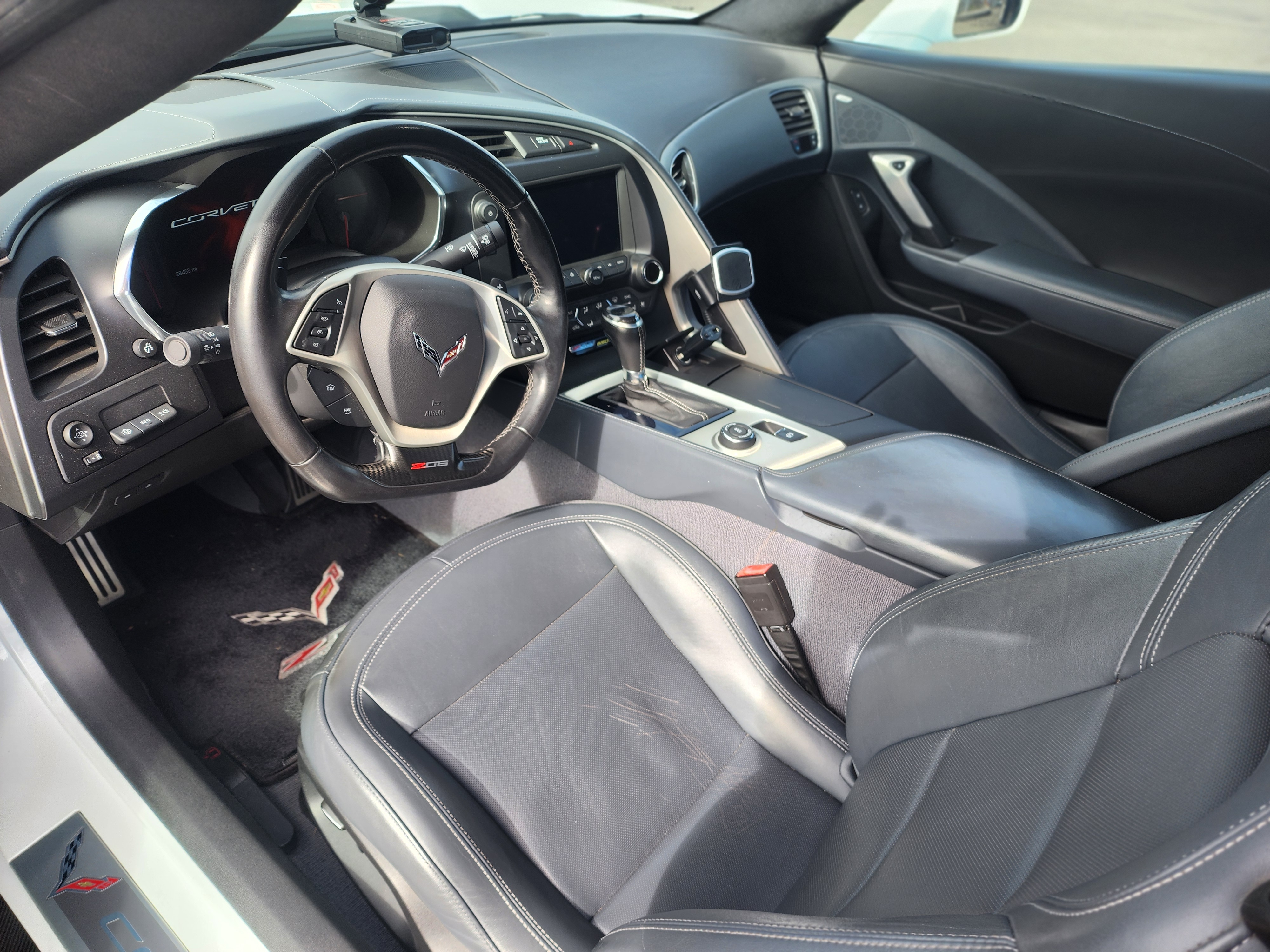 Used 2016 Chevrolet Corvette Z06 w/ 3LZ Preferred Equipment Group RWD image 17