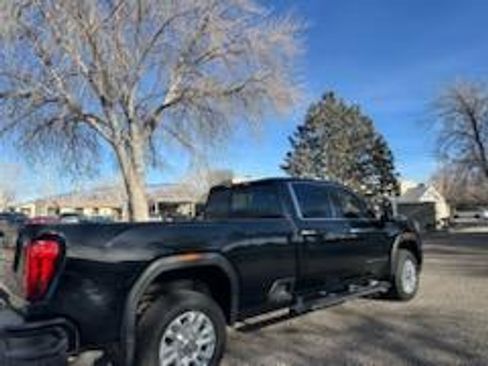 Used 2021 GMC Sierra 3500 Denali w/ Denali Ultimate Package image 24