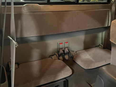 Used 2001 Toyota Tacoma Limited image 14