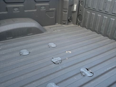 Used 2024 GMC Sierra 2500 SLT w/ Texas SLT Premium Package image 9