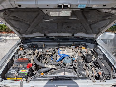 Used 1999 Nissan Pathfinder LE image 14