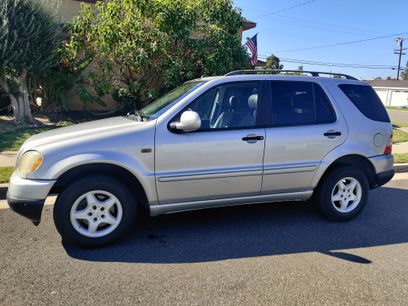Used 2000 Mercedes-Benz ML 320 4MATIC