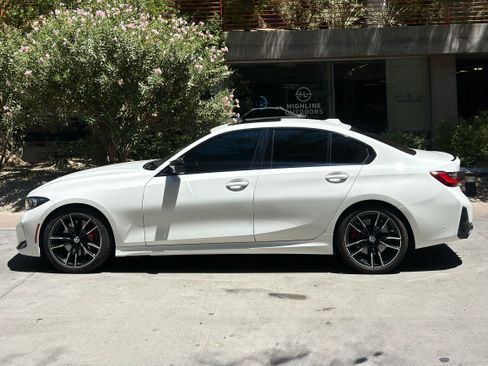 Used 2023 BMW M340i RWD image 2
