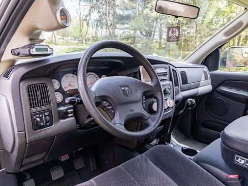 Used 2003 Dodge Ram 3500 Truck SLT AWD/4WD image 11