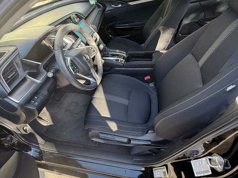Used 2018 Honda Civic EX image 16