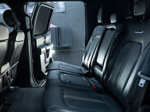 Used 2022 Ford F350 Platinum image 11