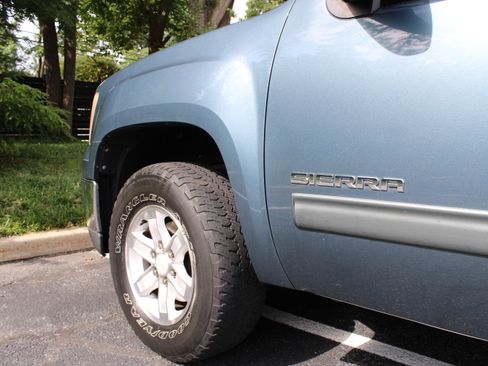Used 2012 GMC Sierra 1500 SLE w/ Power Tech Package AWD/4WD image 25