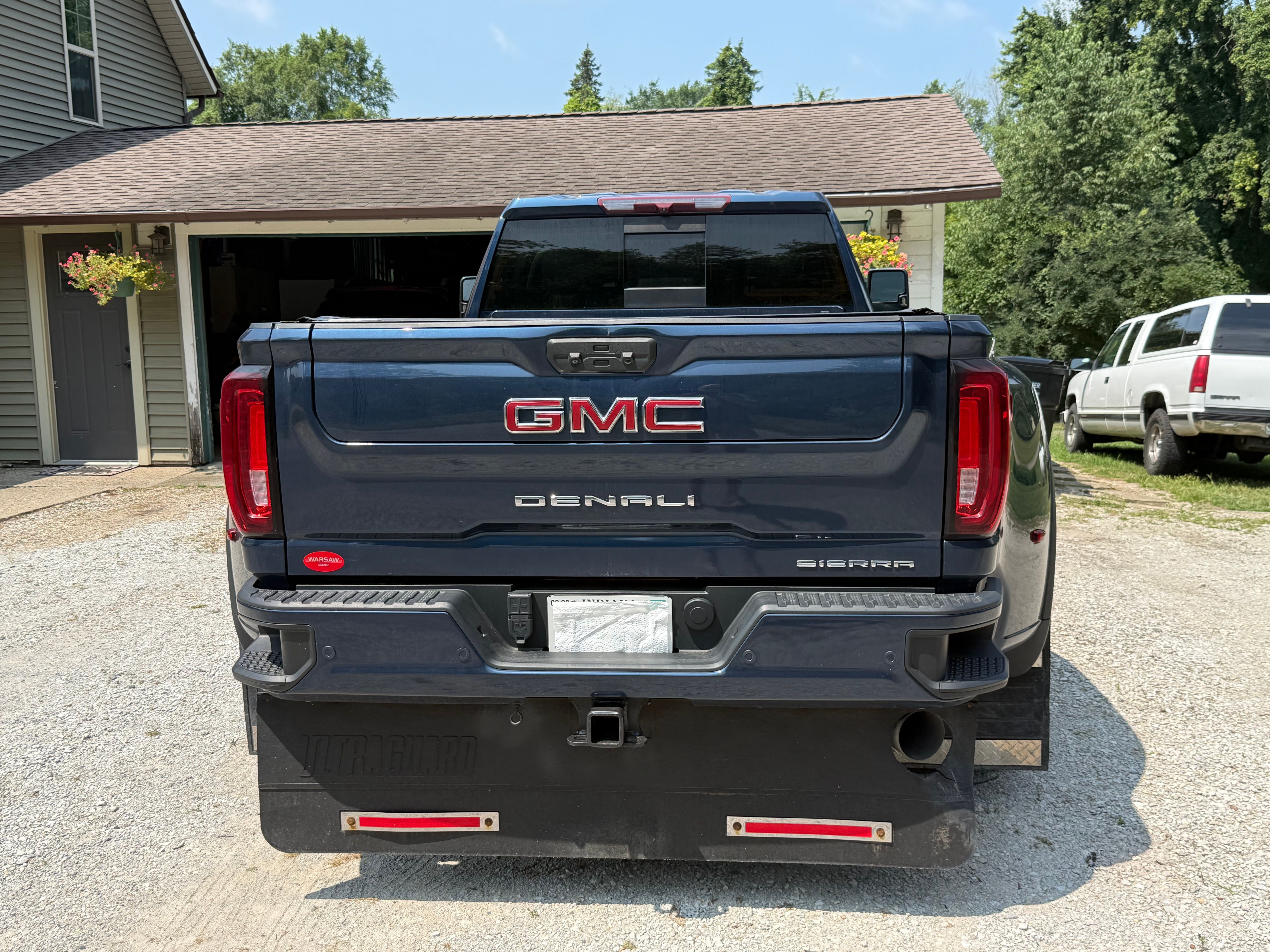 Used 2022 GMC Sierra 3500 Denali AWD/4WD image 12