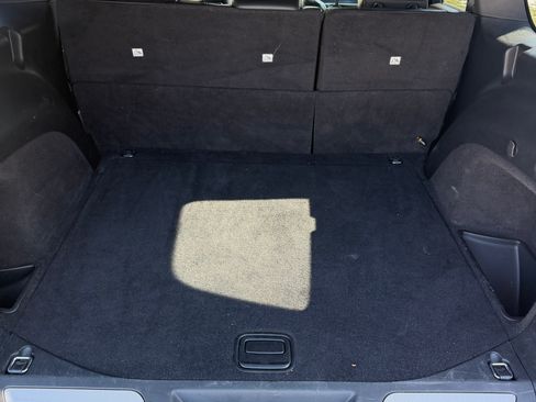 Used 2018 Jeep Grand Cherokee Limited image 11