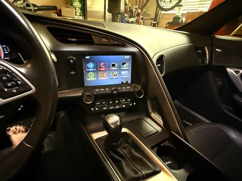 Used 2017 Chevrolet Corvette Stingray Coupe w/ 2LT Preferred Equipment Group image 9