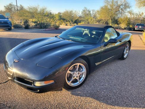 Used 2004 Chevrolet Corvette Convertible w/ Preferred Equipment Group image 1