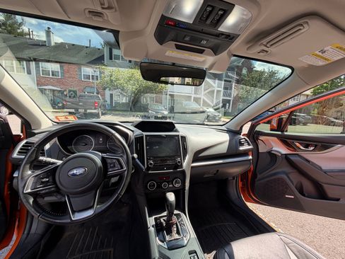 Used 2019 Subaru Crosstrek 2.0i Limited w/ Moonroof Package w/Navigation AWD/4WD image 6