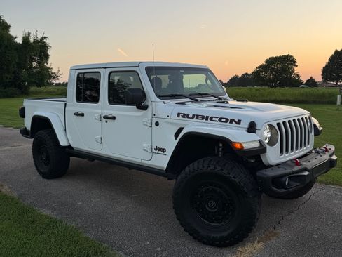 Used 2022 Jeep Gladiator Rubicon w/ LED Lighting Group AWD/4WD image 5