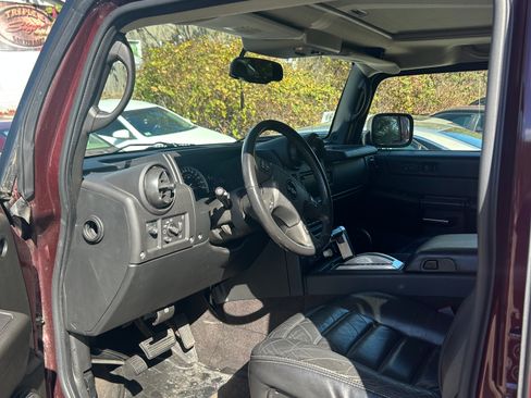Used 2006 HUMMER H2 Luxury image 13