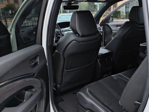 Used 2019 Acura MDX A-Spec image 10