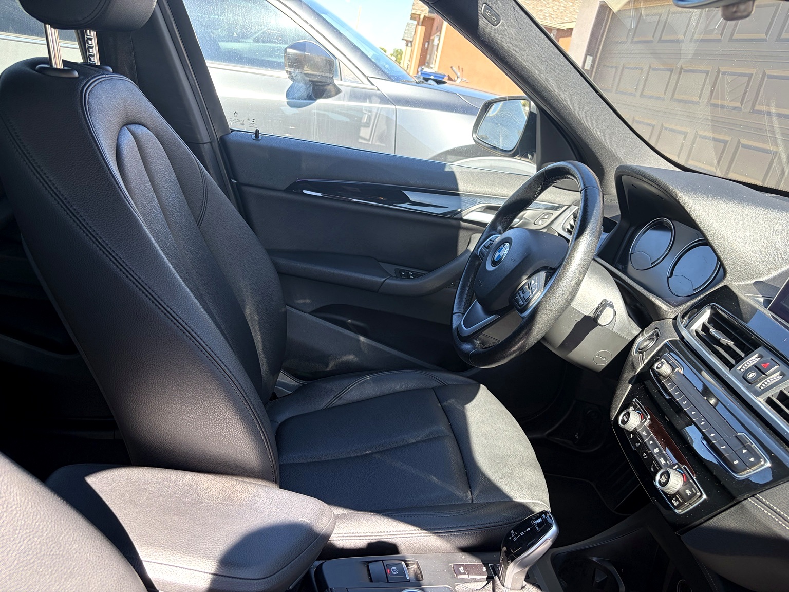 Used 2020 BMW X1 xDrive28i AWD/4WD image 12