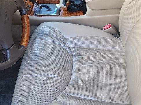 Used 2004 Lexus LS 430 image 6