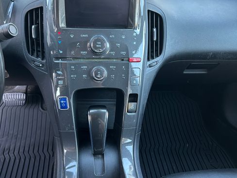 Used 2013 Chevrolet Volt Premium w/ Premium Trim Package image 2