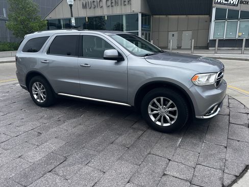 Used 2018 Dodge Durango SXT w/ Quick Order Package 2BB AWD/4WD image 16