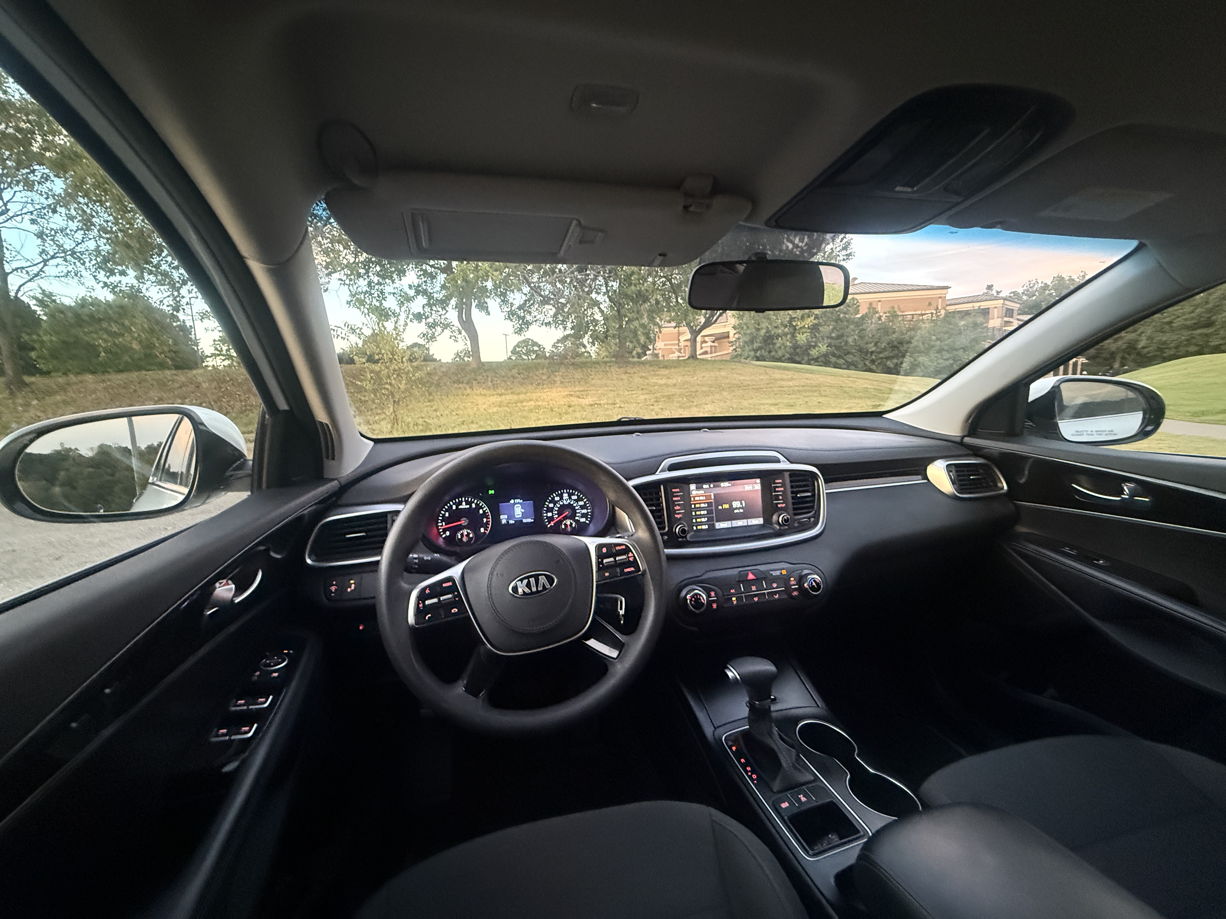 Used 2020 Kia Sorento LX AWD/4WD image 14