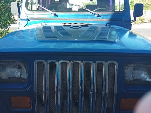 Used 1995 Jeep Wrangler Sport S image 8
