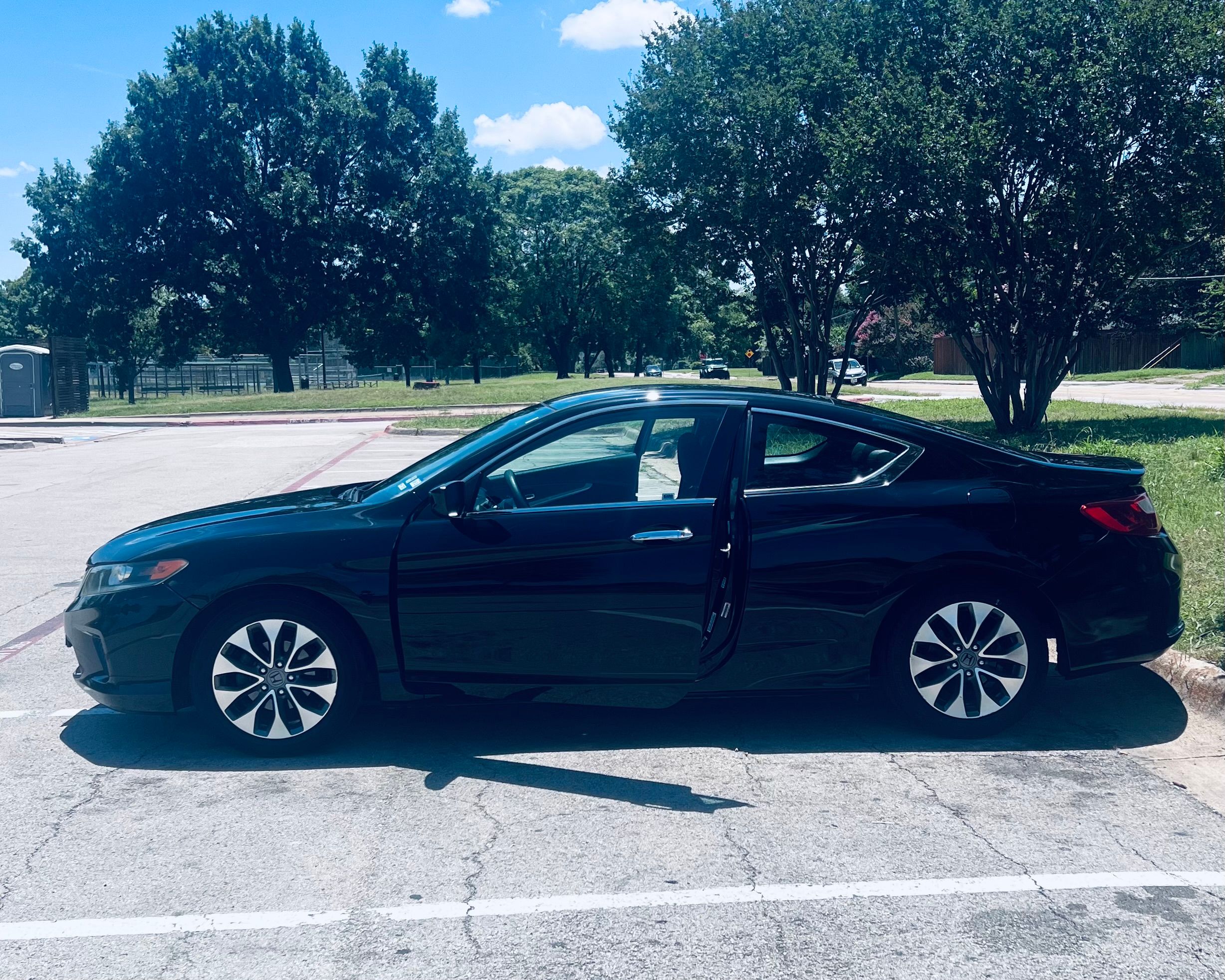 Used 2015 Honda Accord LX-S image 2