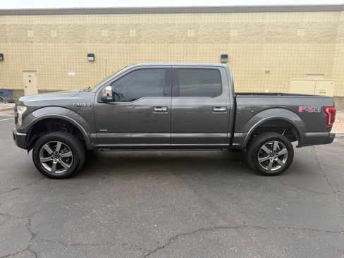 Used 2015 Ford F150 Platinum w/ Equipment Group 701A Luxury image 2