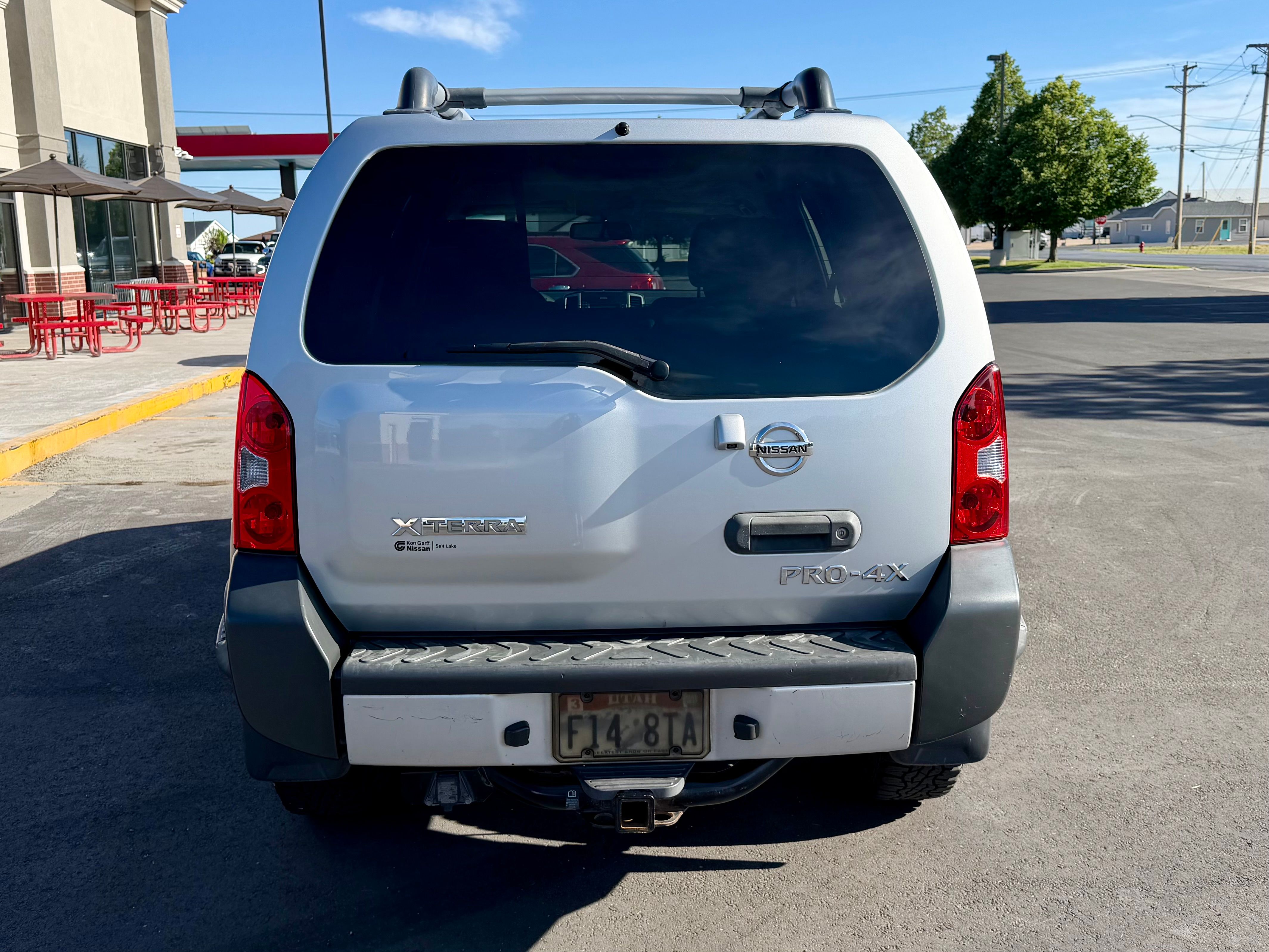 Used 2015 Nissan Xterra PRO-4X AWD/4WD image 4