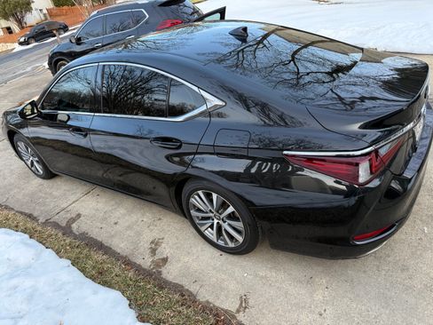 Used 2021 Lexus ES 350 w/ Premium Package image 30