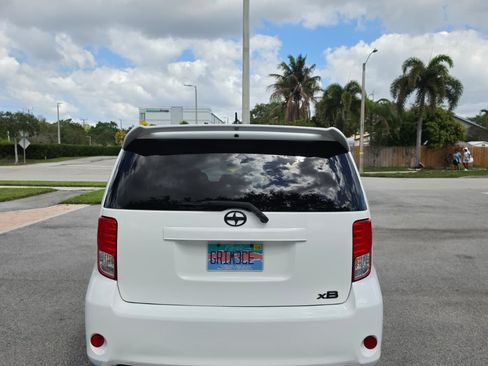 Used 2012 Scion xB image 11