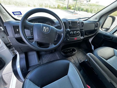 Used 2017 RAM ProMaster 2500 w/ Interior Convenience Group FWD image 17