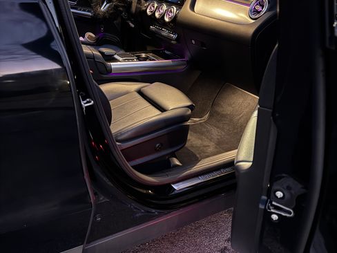 Used 2021 Mercedes-Benz GLA 250 250 4MATIC Sport Utility 4D image 8