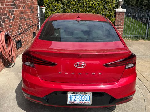 Used 2020 Hyundai Elantra Value Edition image 5