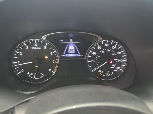 Used 2019 Nissan Pathfinder S FWD image 12