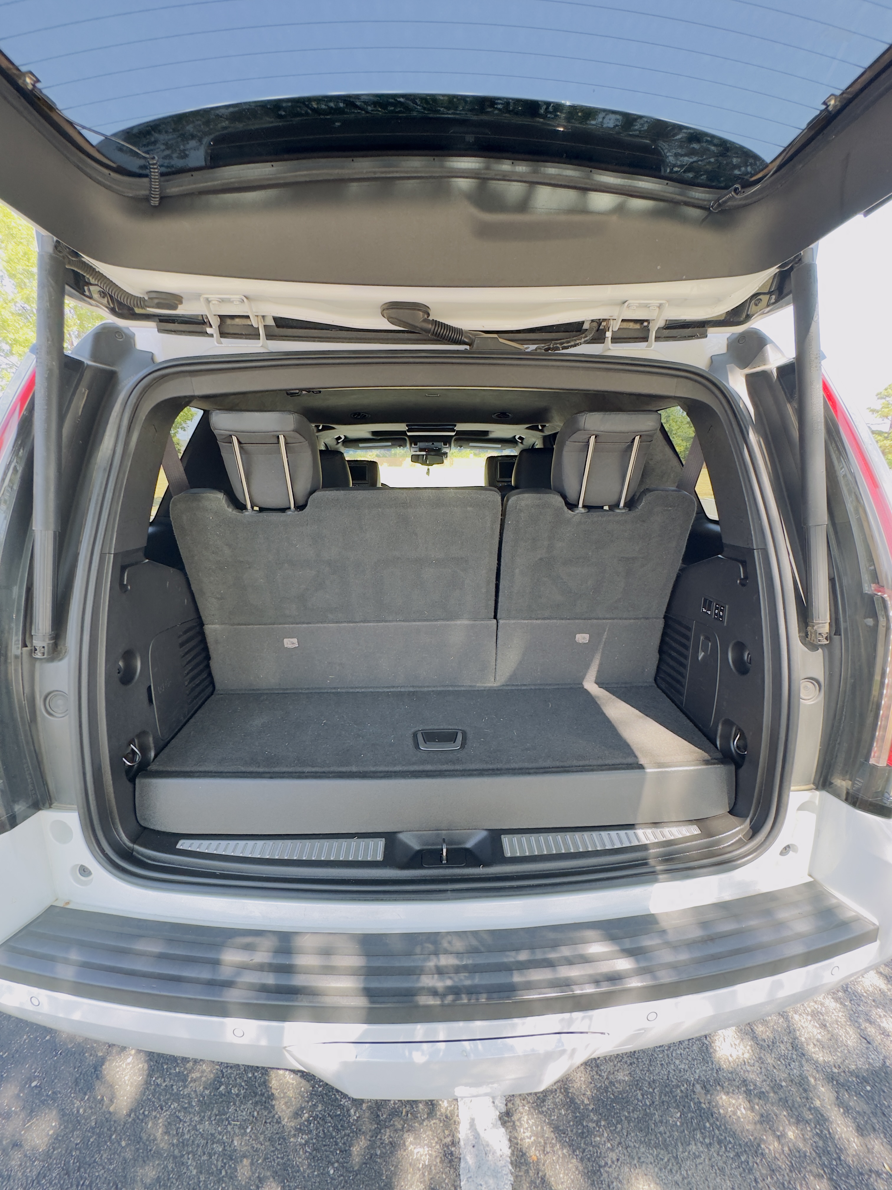 Used 2016 Cadillac Escalade Platinum AWD/4WD image 20