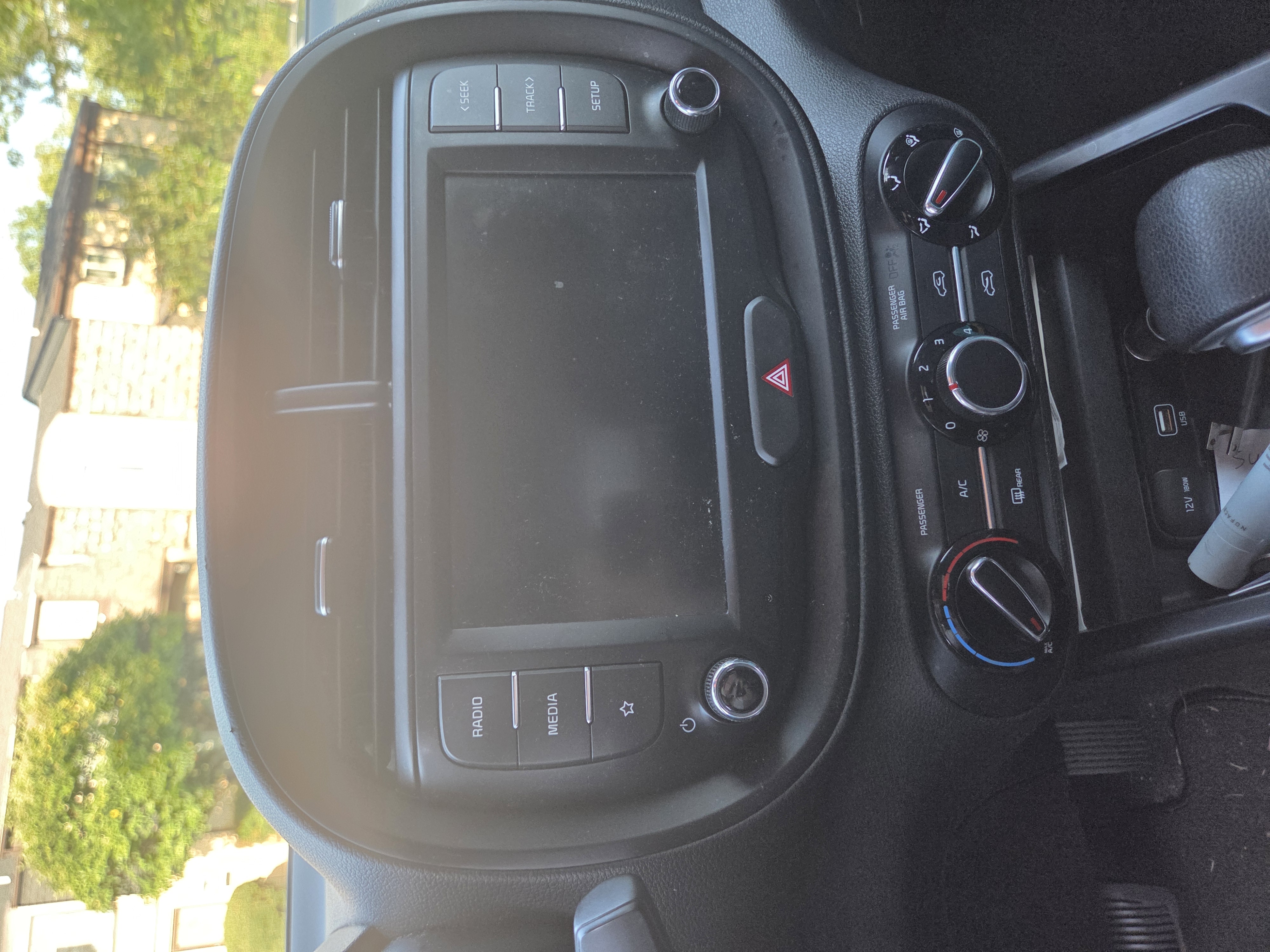 Used 2022 Kia Soul LX FWD image 4