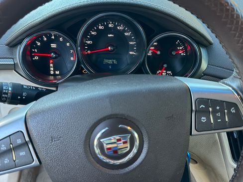 Used 2010 Cadillac CTS Performance image 9