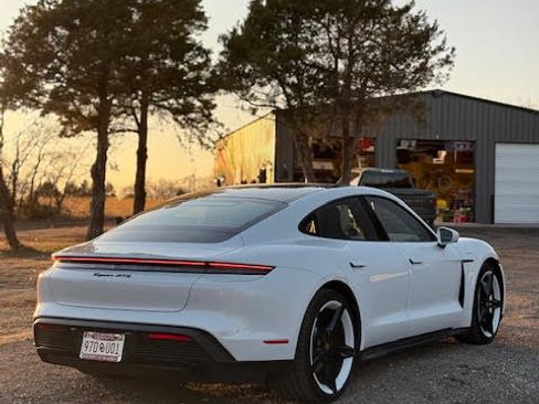 Used 2023 Porsche Taycan GTS image 5