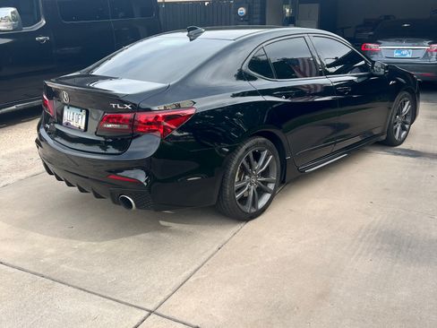 Used 2018 Acura TLX V6 w/ Technology & A-SPEC Pkg FWD image 5